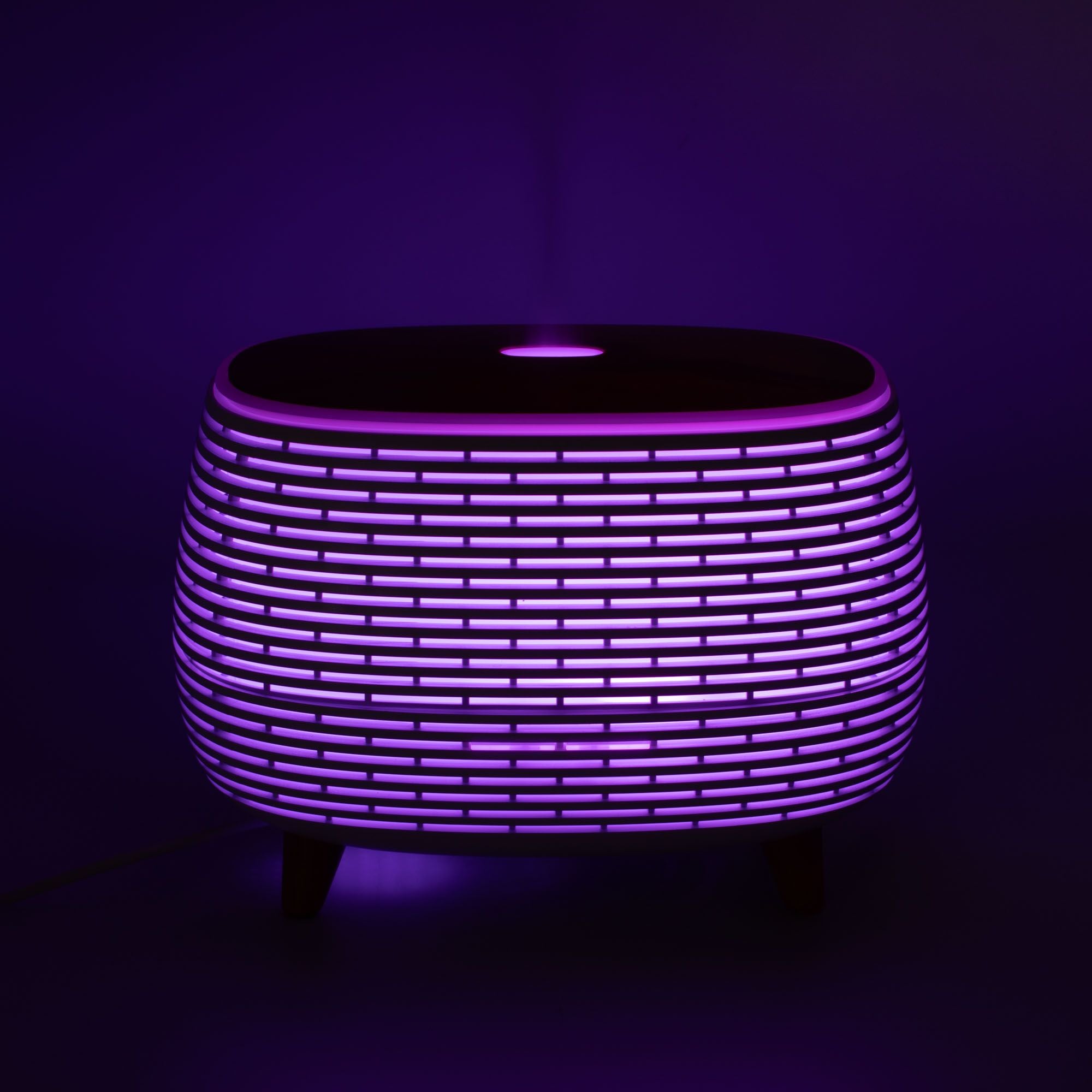 Diffusore di aromi a coste futuristico con luce che cambia colore