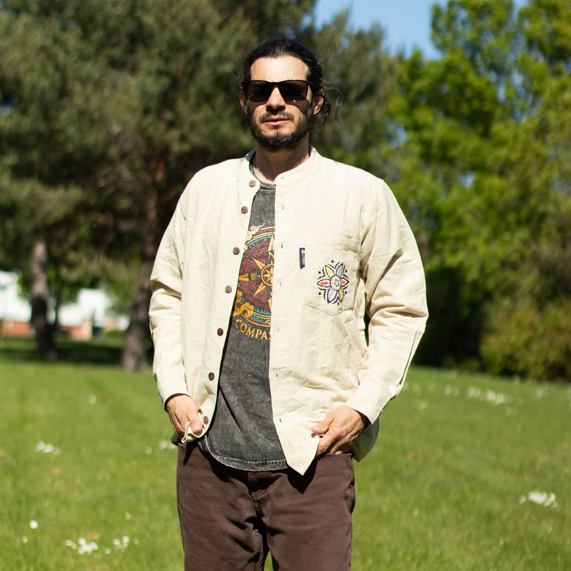 Nomad Sari Stonewashed Baumwoll-T-Shirt – Kompass des Lebens – Anthrazit – Medium