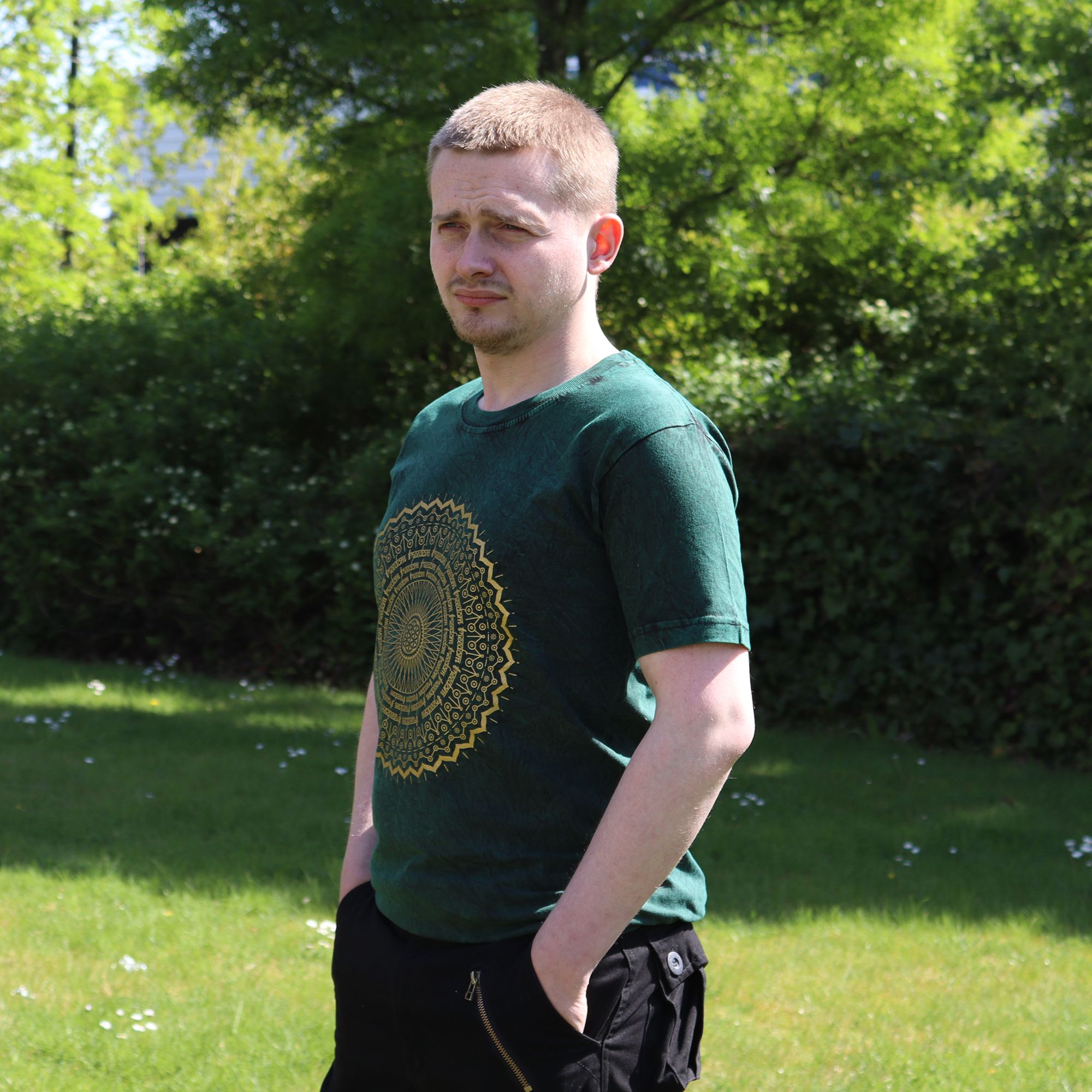 Nomad Sari Stonewashed Cotton T-Shirt – Mandala – Green – Small