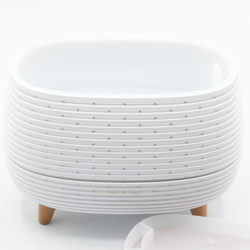 Diffusore di aromi a coste futuristico con luce che cambia colore