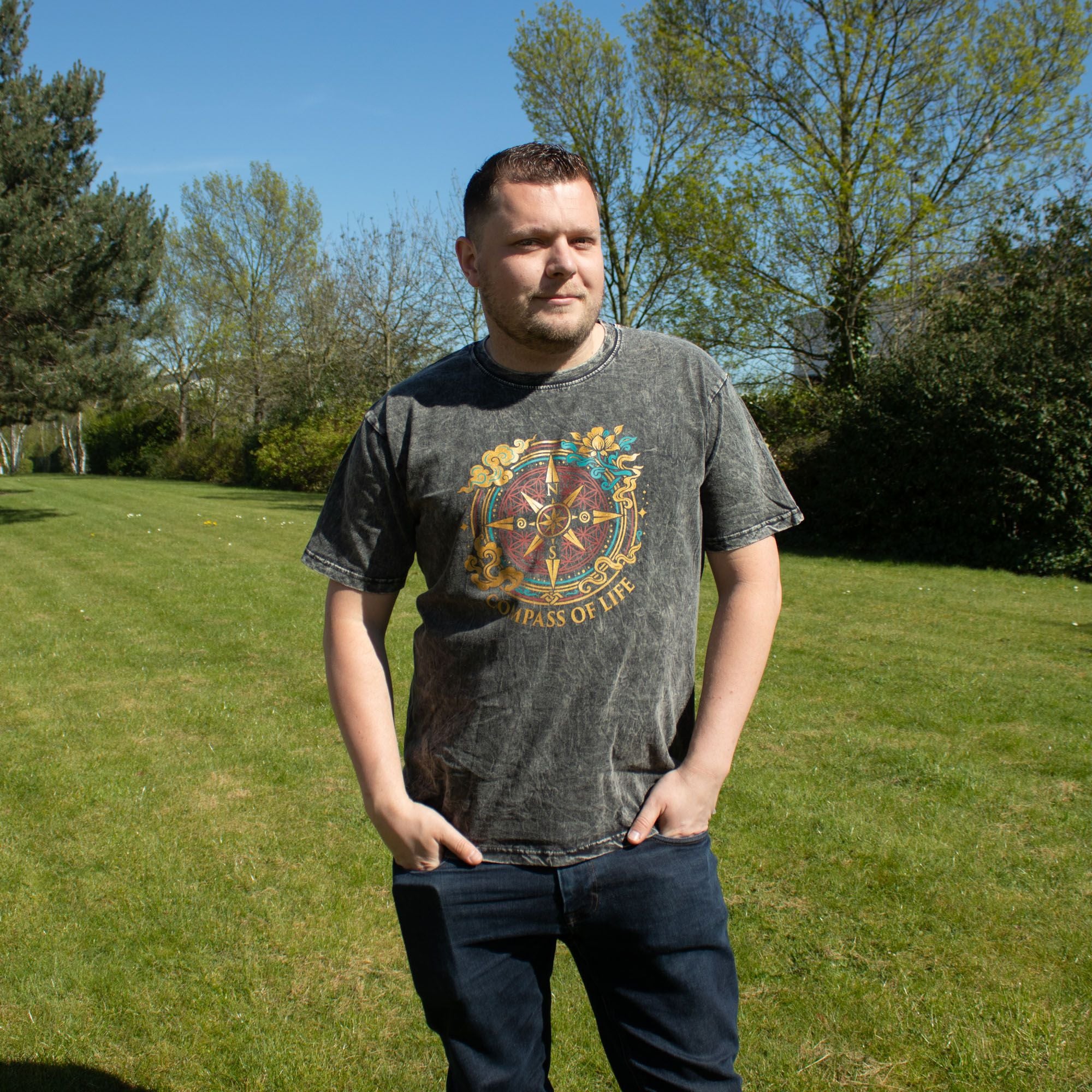 Nomad Sari Stonewashed Cotton T-Shirt - Compass of Life - Charcoal - XL