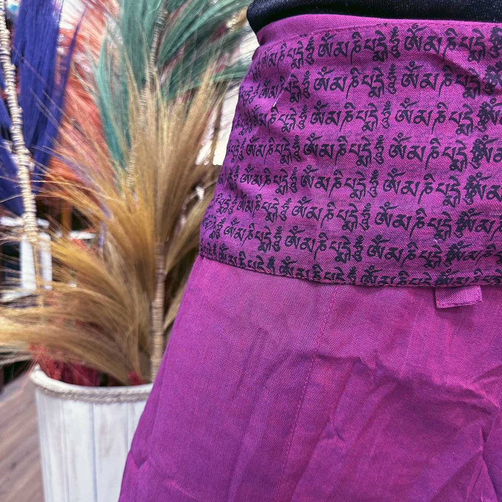 Yoga- und Festivalhosen - Thailändische Fischerhose Mandala Mantra auf Lila