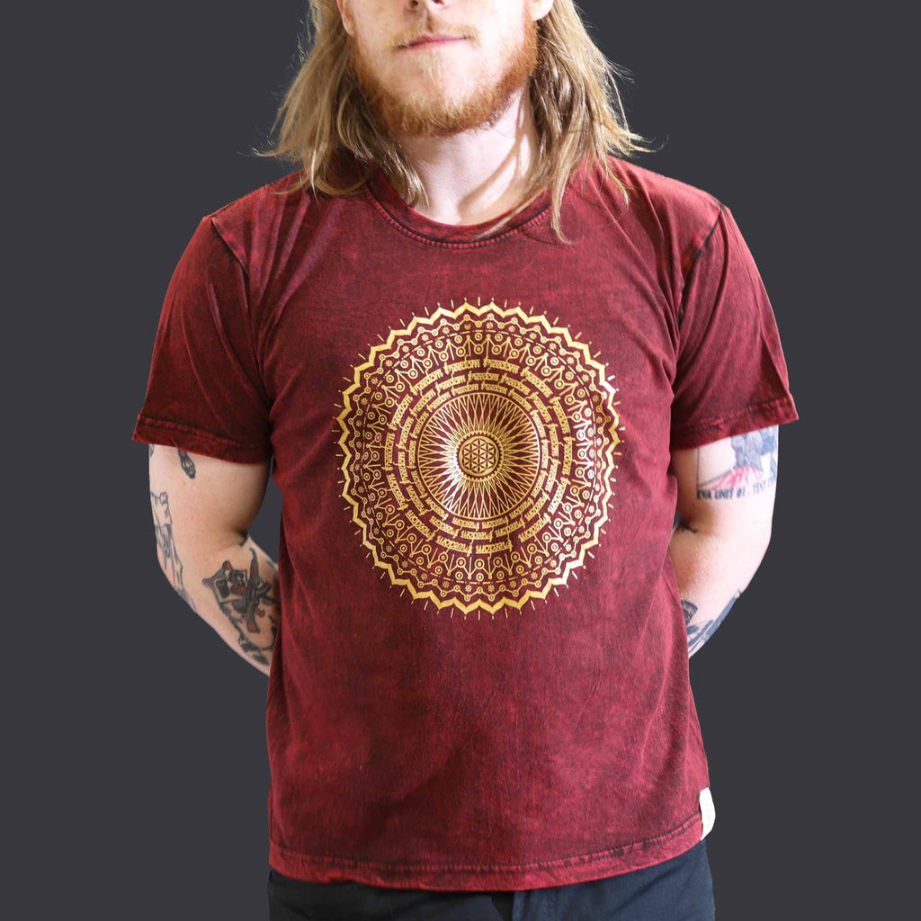 Nomad Sari Stonewashed Baumwoll-T-Shirt – Mandala – Weinrot – Größe L